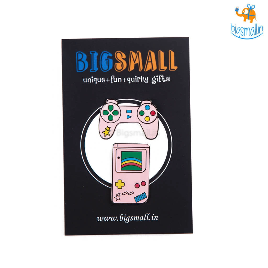 Bigsmall_piu Gamer Metallic Lapel Pins - Set Of 2
