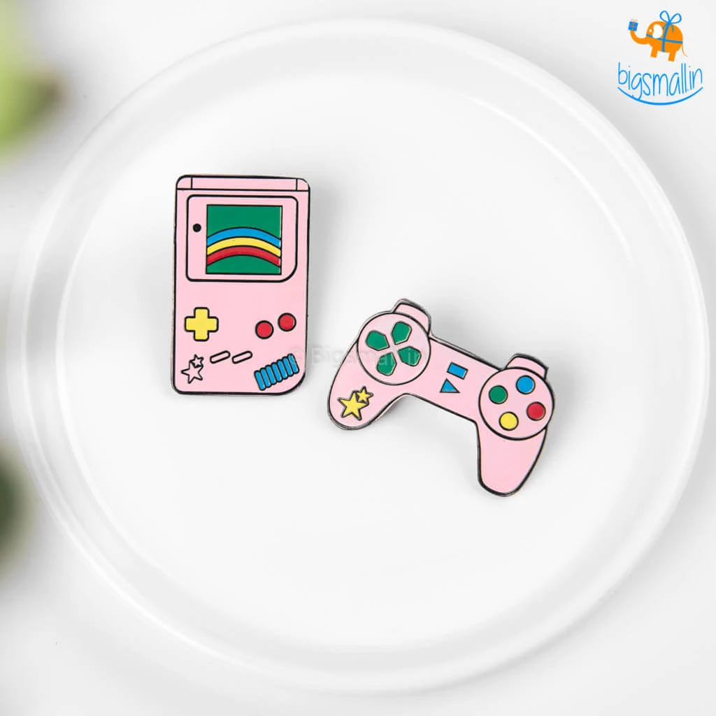 Bigsmall_piu Gamer Metallic Lapel Pins - Set Of 2