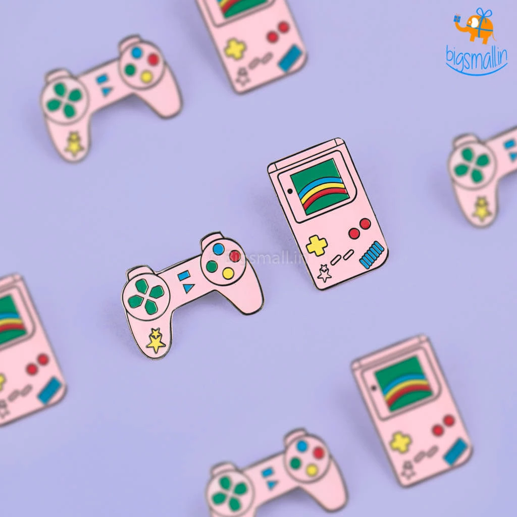 Bigsmall_piu Gamer Metallic Lapel Pins - Set Of 2