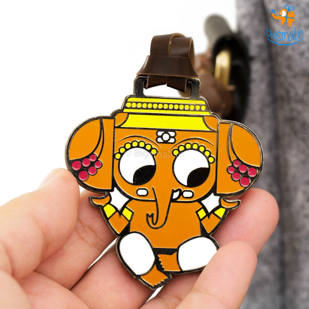 Bigsmall_piu All Of It Ganesha Metallic Luggage Tag