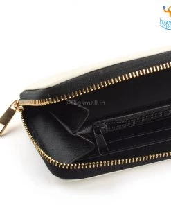 Bigsmall_hmk All Of It Hedwig White Wallet