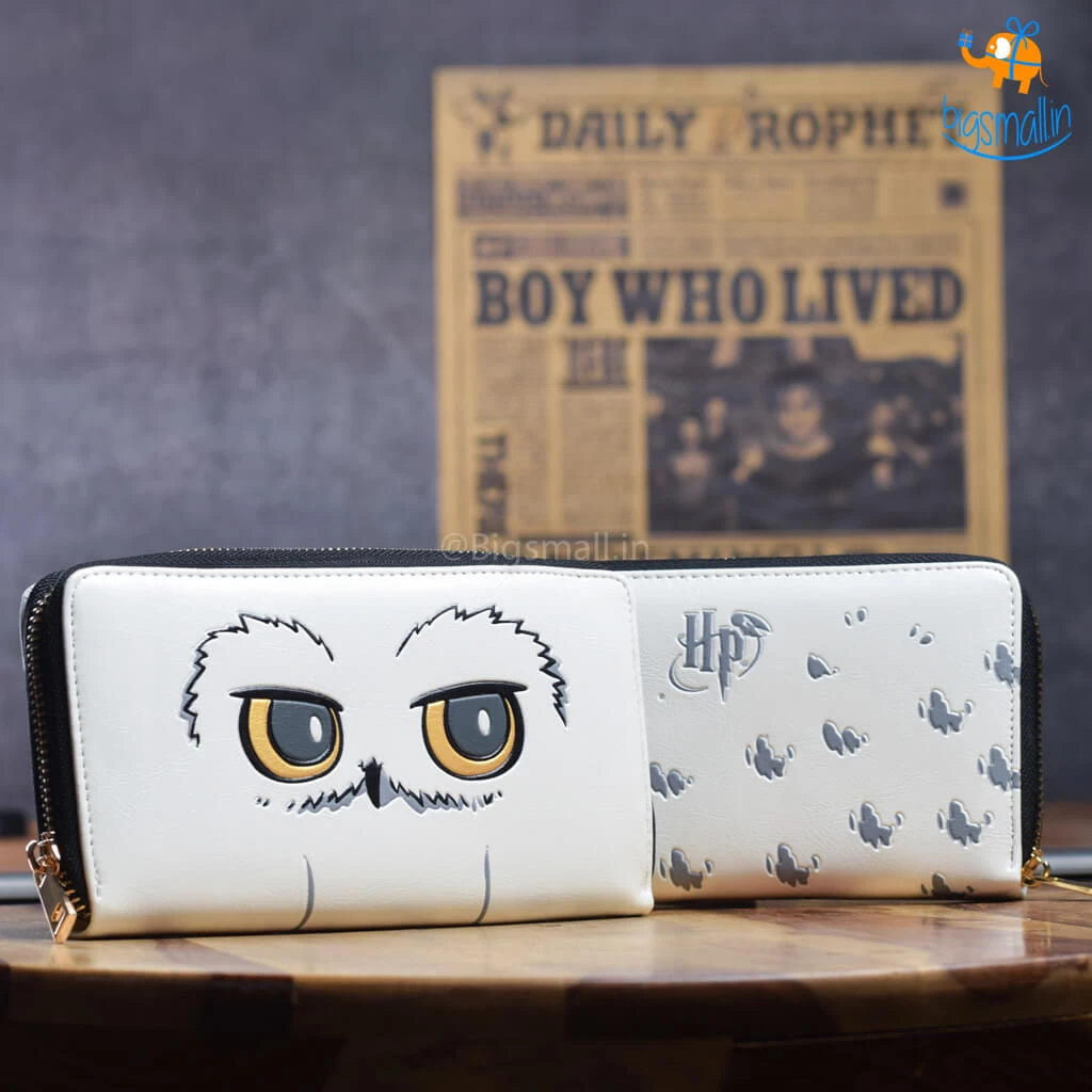 Bigsmall_hmk All Of It Hedwig White Wallet