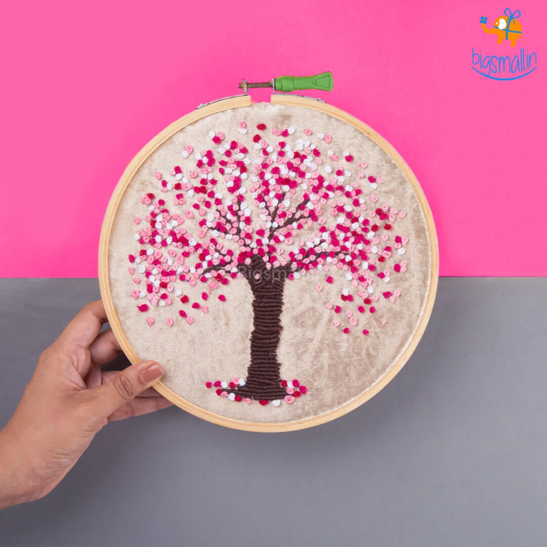 Hoop-Broideries Handmade Cherry Blossom Embroidery Hoop Art