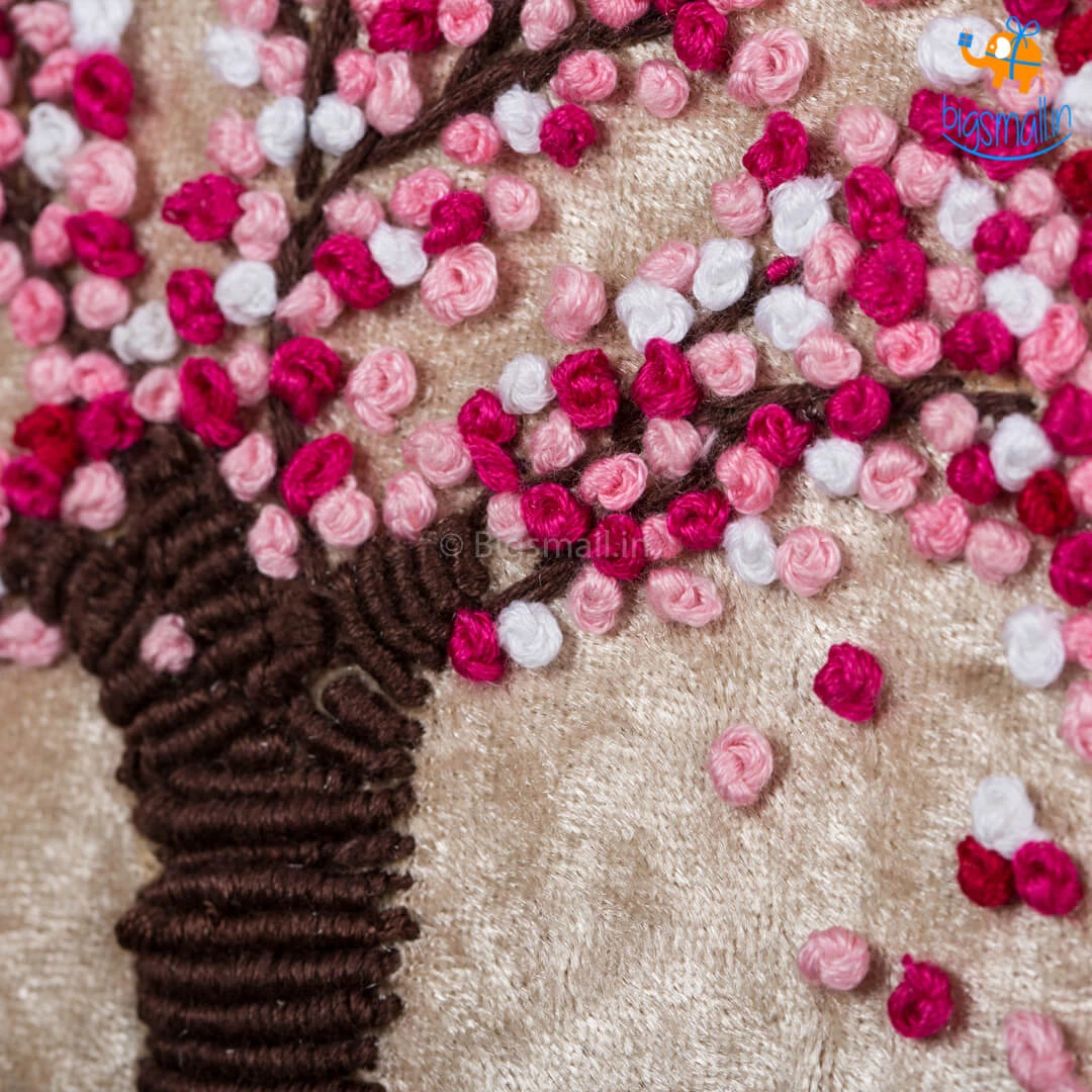 Hoop-Broideries Handmade Cherry Blossom Embroidery Hoop Art