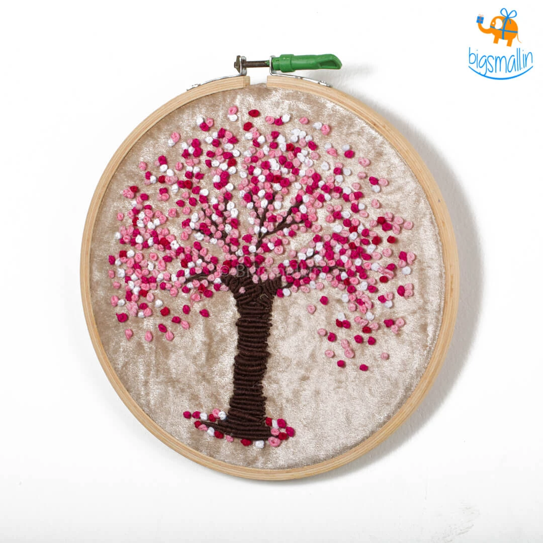 Hoop-Broideries Handmade Cherry Blossom Embroidery Hoop Art
