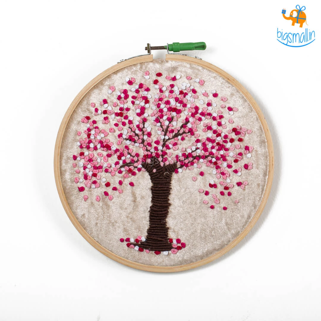 Hoop-Broideries Handmade Cherry Blossom Embroidery Hoop Art