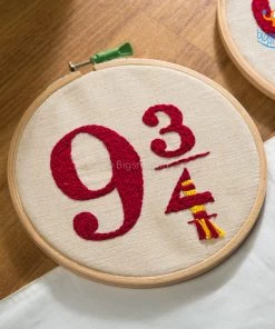 Hoop-Broideries All Of It Harry Potter 9 3/4 Embroidery Hoop Art