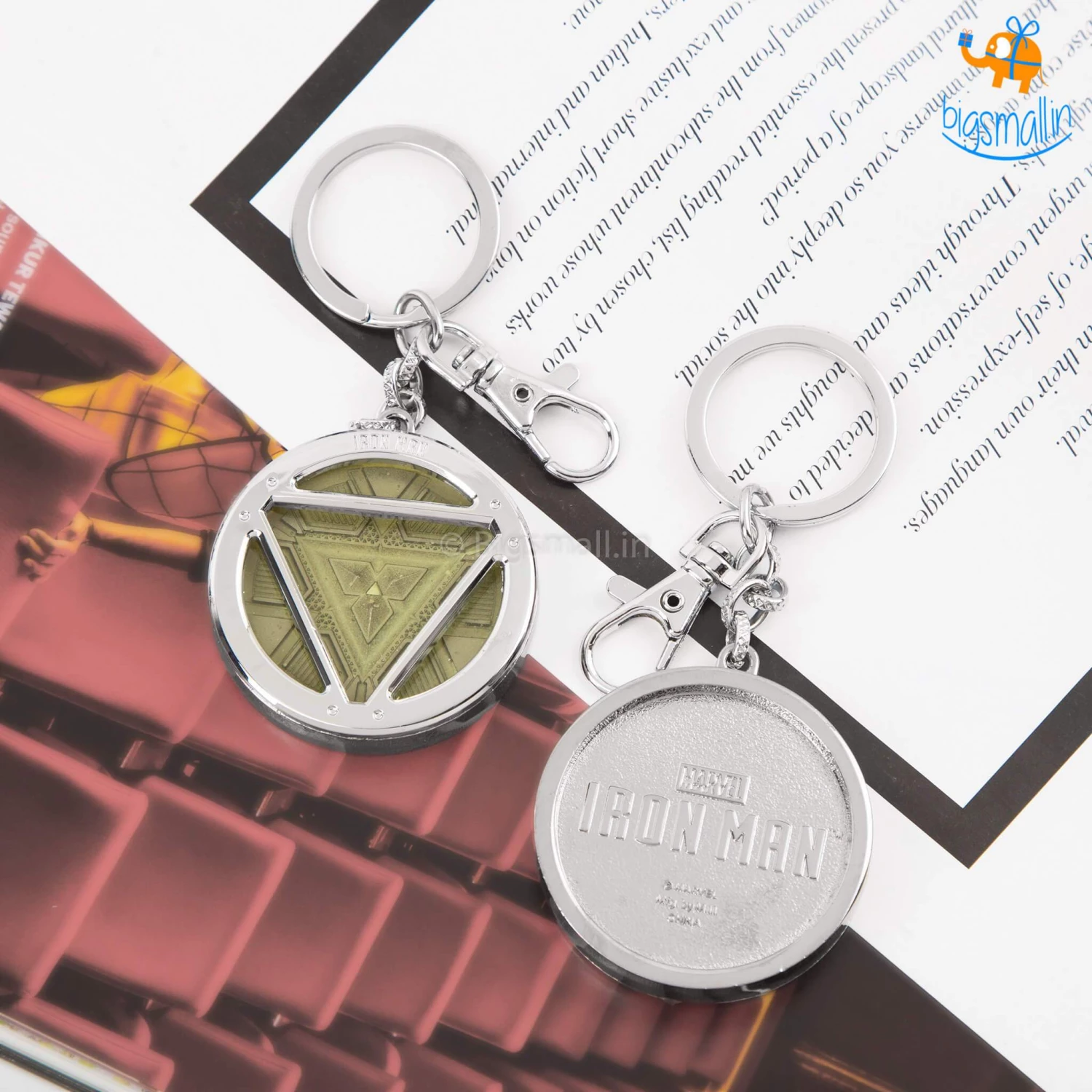 Bigsmall_hmk Iron Man Arc Reactor Keychain - Glow In The Dark All Of It