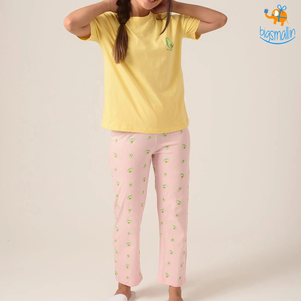 Bigsmall_soxytoes Let's Avocuddle Pyjama & T-Shirt Set All Of It