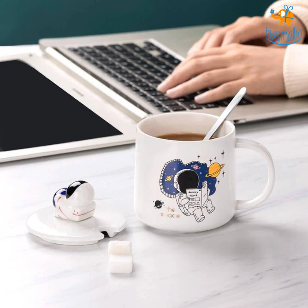 Artnery Father's Day Lil Astronaut Mug With Lid & Spoon