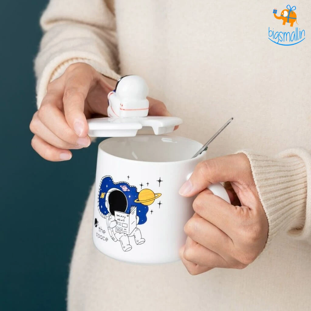Artnery Father's Day Lil Astronaut Mug With Lid & Spoon