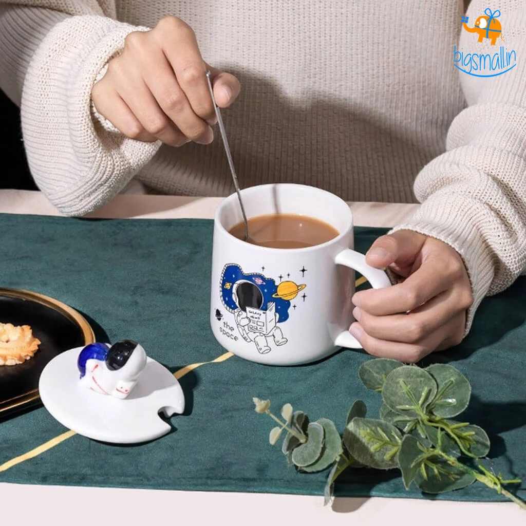 Artnery Father's Day Lil Astronaut Mug With Lid & Spoon