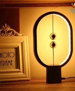 VinnyC Magnetic Heng Balance Lamp