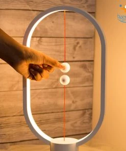 VinnyC Magnetic Heng Balance Lamp