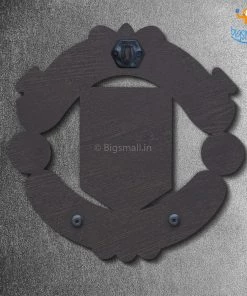 Bigsmall_cc Father's Day Manchester United Engraved Wooden Crest