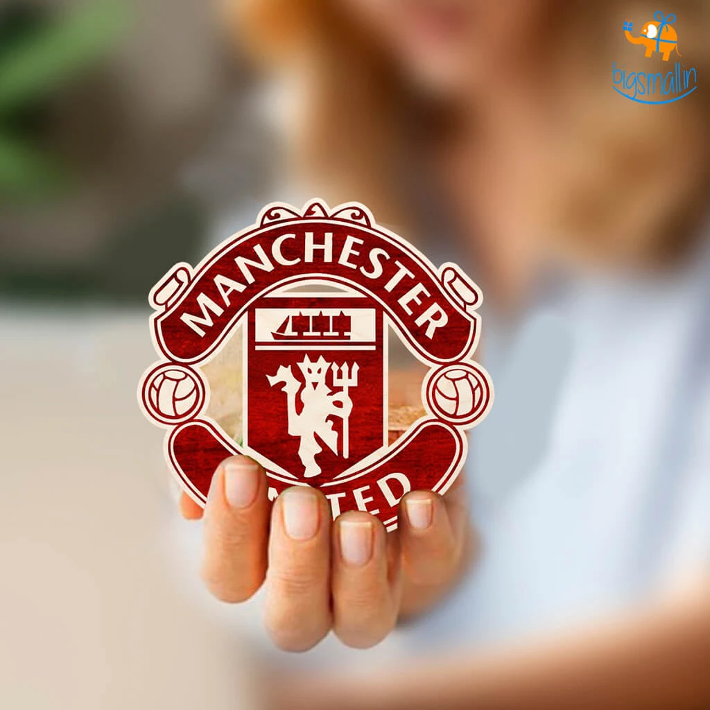 Bigsmall_cc All Of It Manchester United Wooden Fridge Magnet