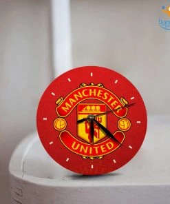Bigsmall_cc All Of It Manchester United Wooden Table Clock