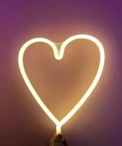 VinnyC Neon Heart Light