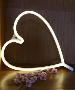 VinnyC Neon Heart Light