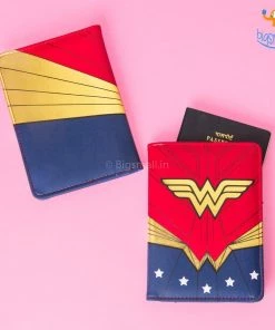 Bigsmall_hmk Official Wonder Woman Passport Holder