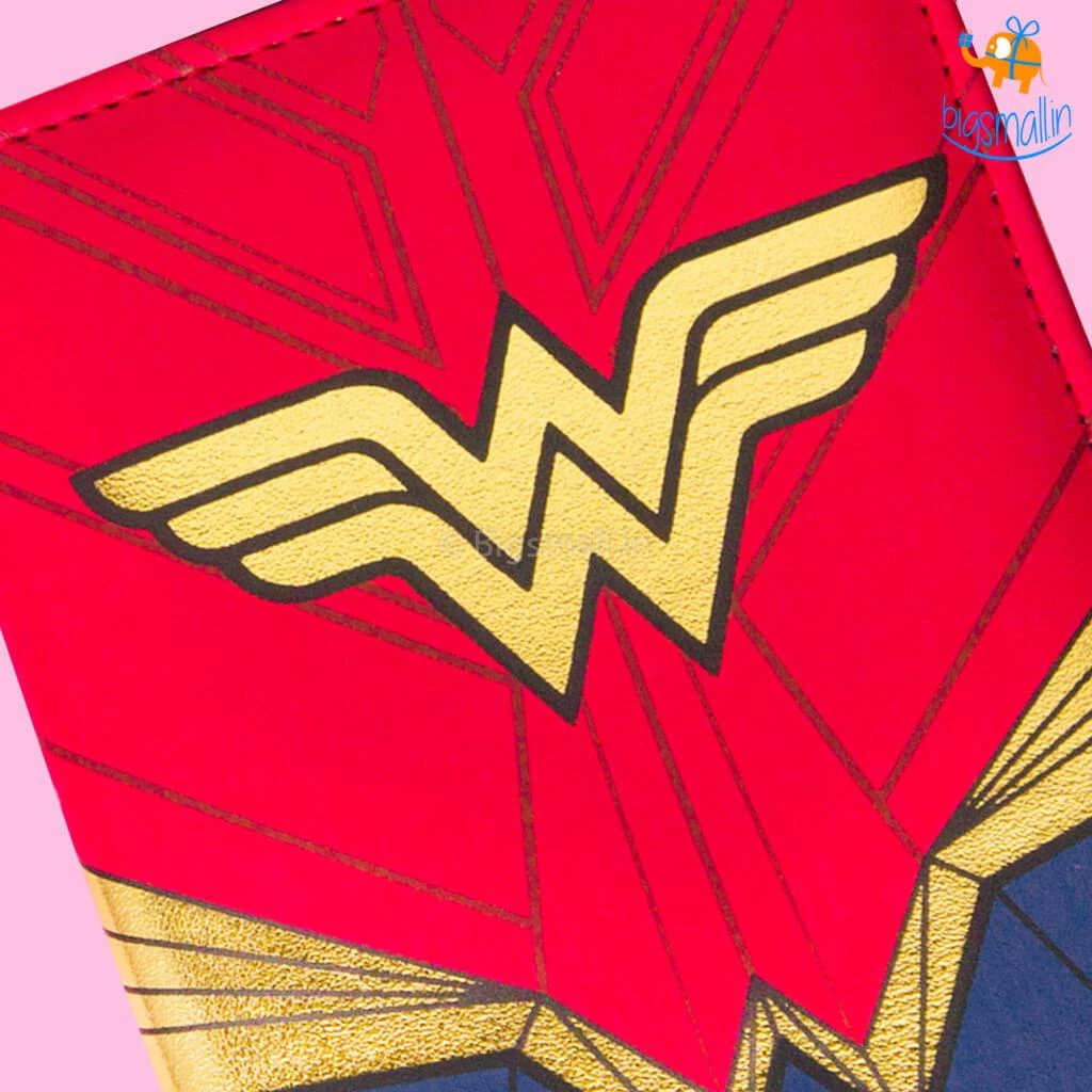 Bigsmall_hmk Official Wonder Woman Passport Holder