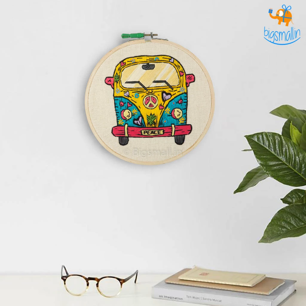 Hoop-Broideries Handmade Peace Embroidery Hoop Art