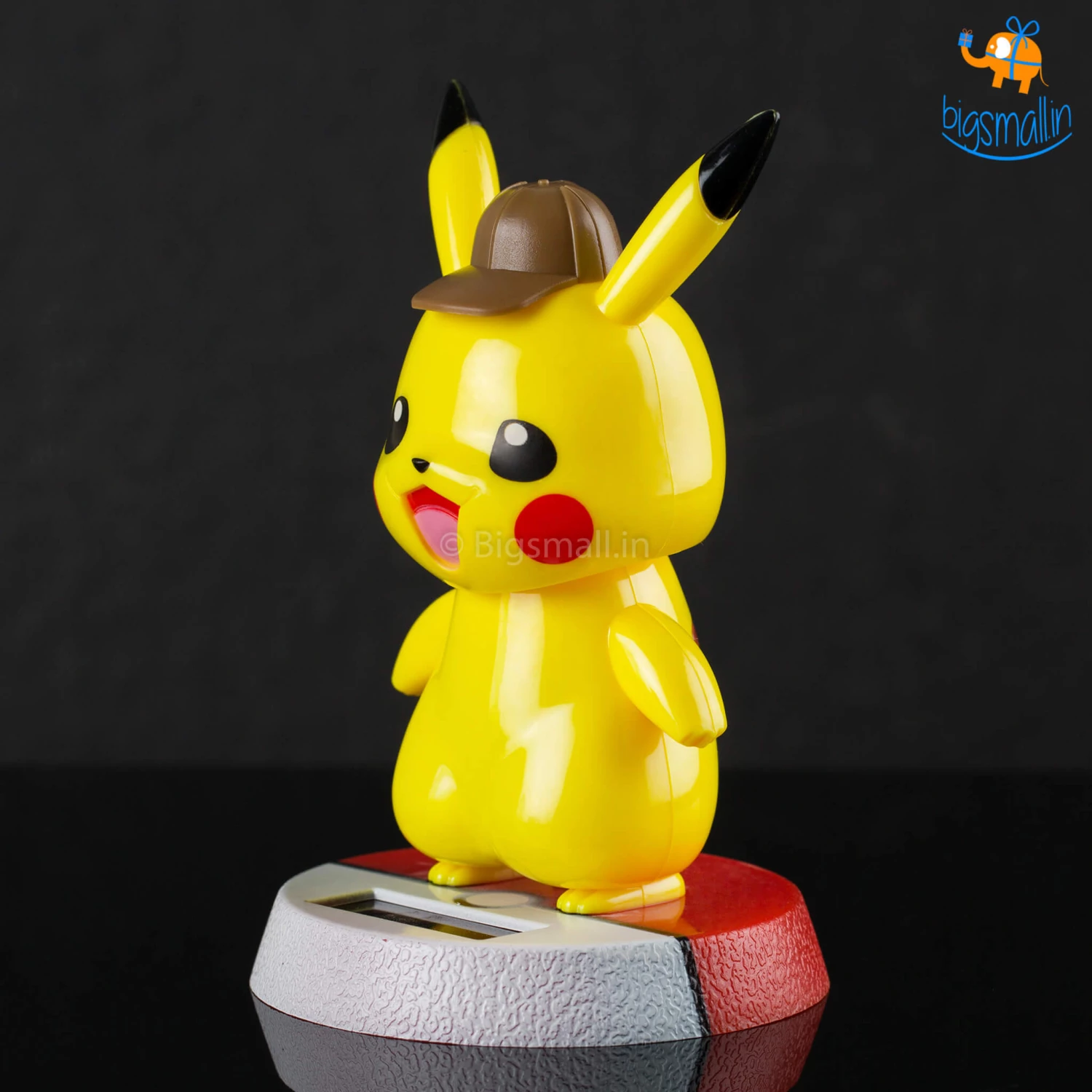 Bigsmall All Of It Pikachu Solar Powered Bobblehead