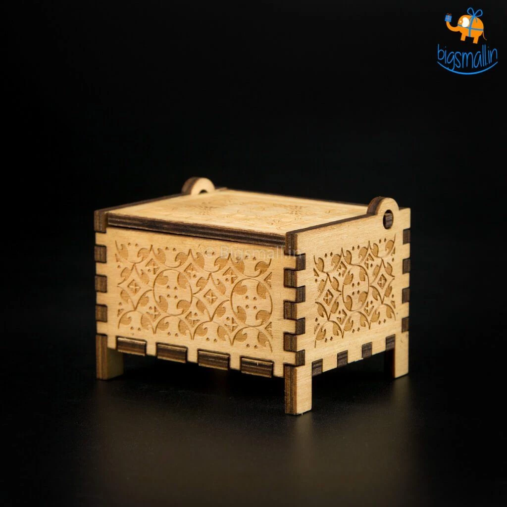 AmyLi Pink Panther Music Box With Automatic Key