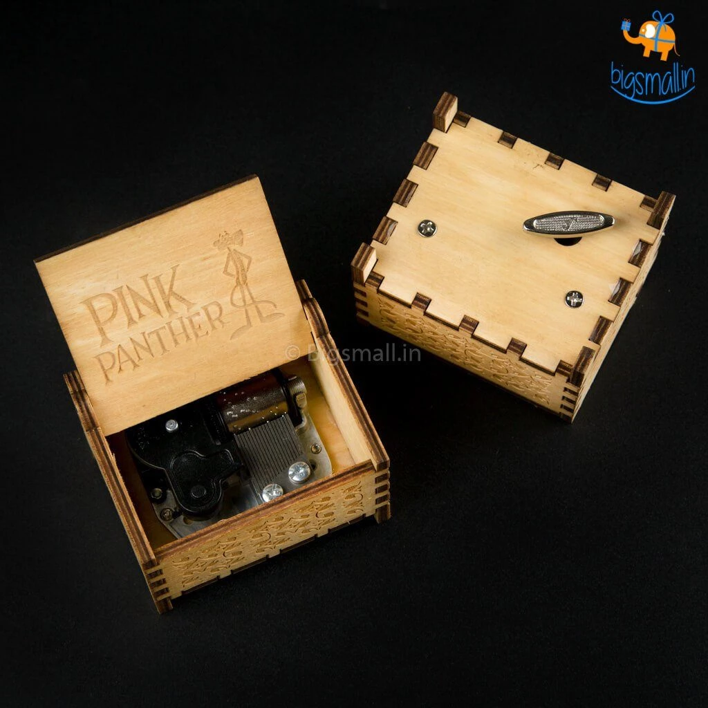 AmyLi Pink Panther Music Box With Automatic Key
