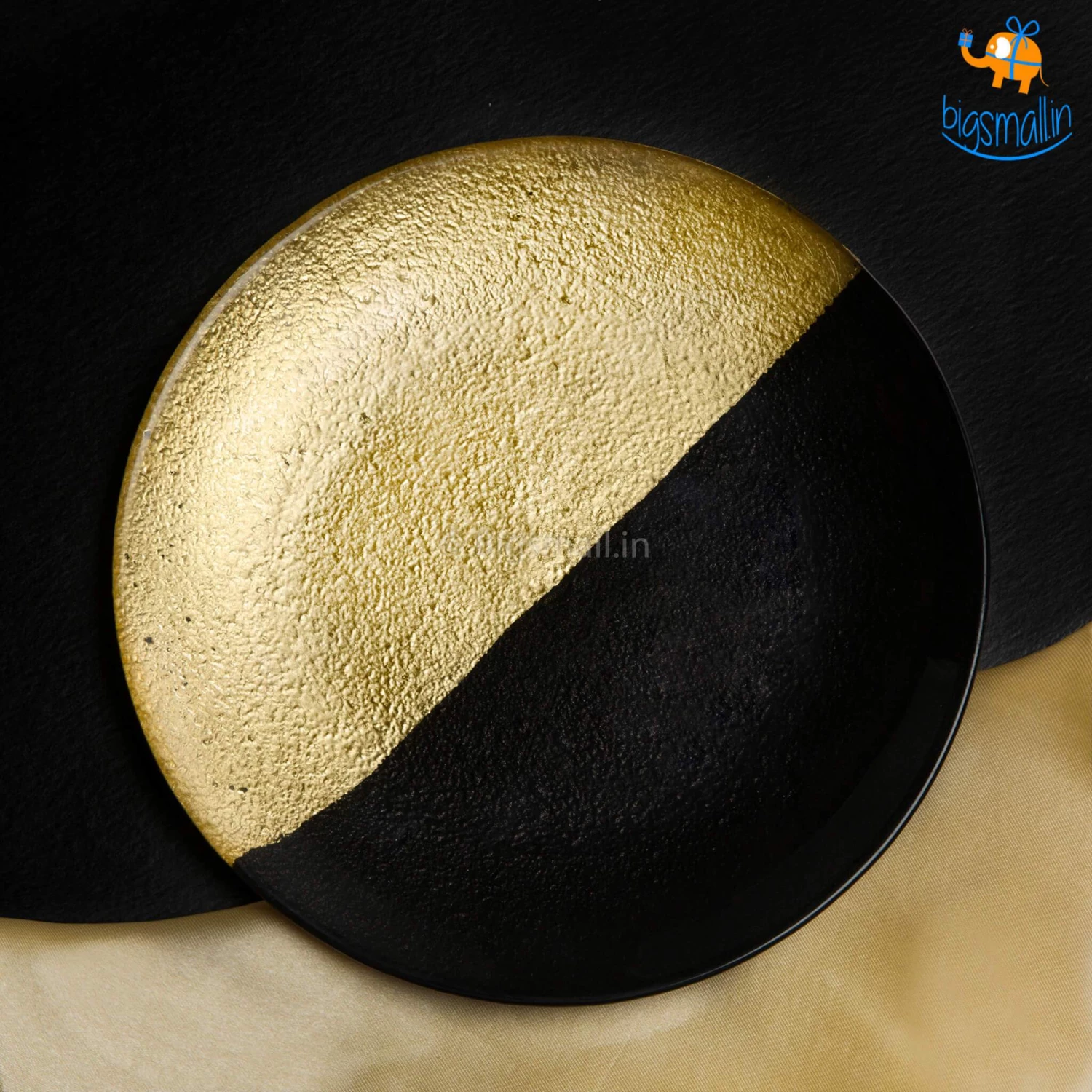 Devnow All Of It Golden Shimmer Artisan Plates