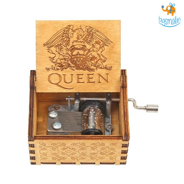 Bigsmall_hmk All Of It Queen Wooden Music Box