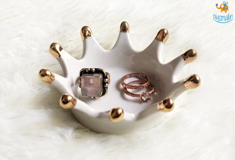 Mugga Corporate Queen Jewellery Holder