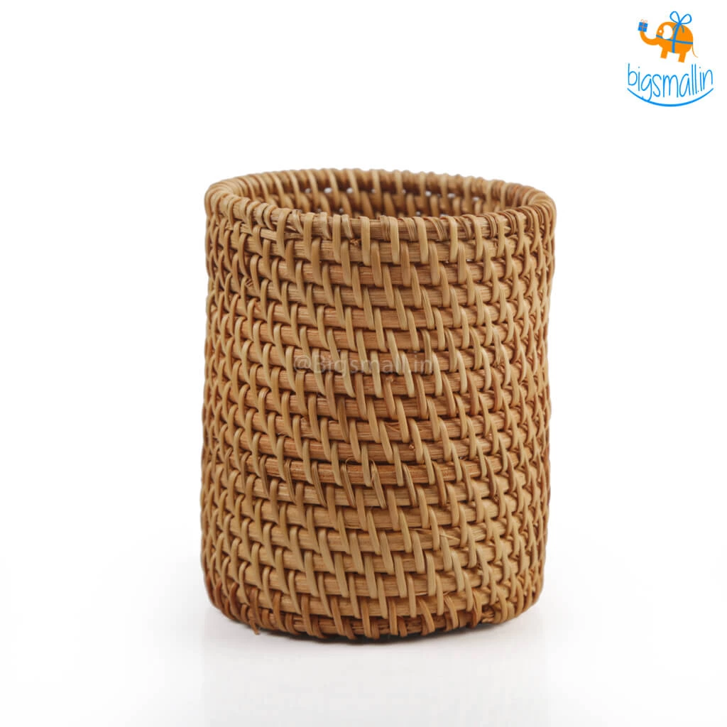 AmyLi Rattan Desk Organizer