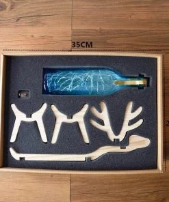 VinnyC Reindeer Lamp