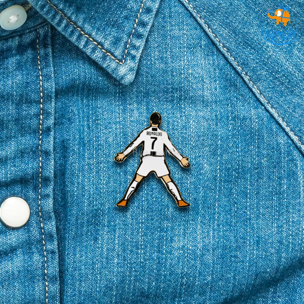 Bigsmall_piu All Of It Ronaldo Lapel Pins - Set Of 2