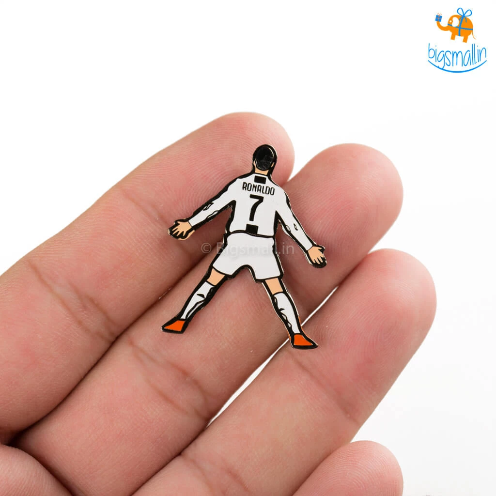 Bigsmall_piu All Of It Ronaldo Lapel Pins - Set Of 2