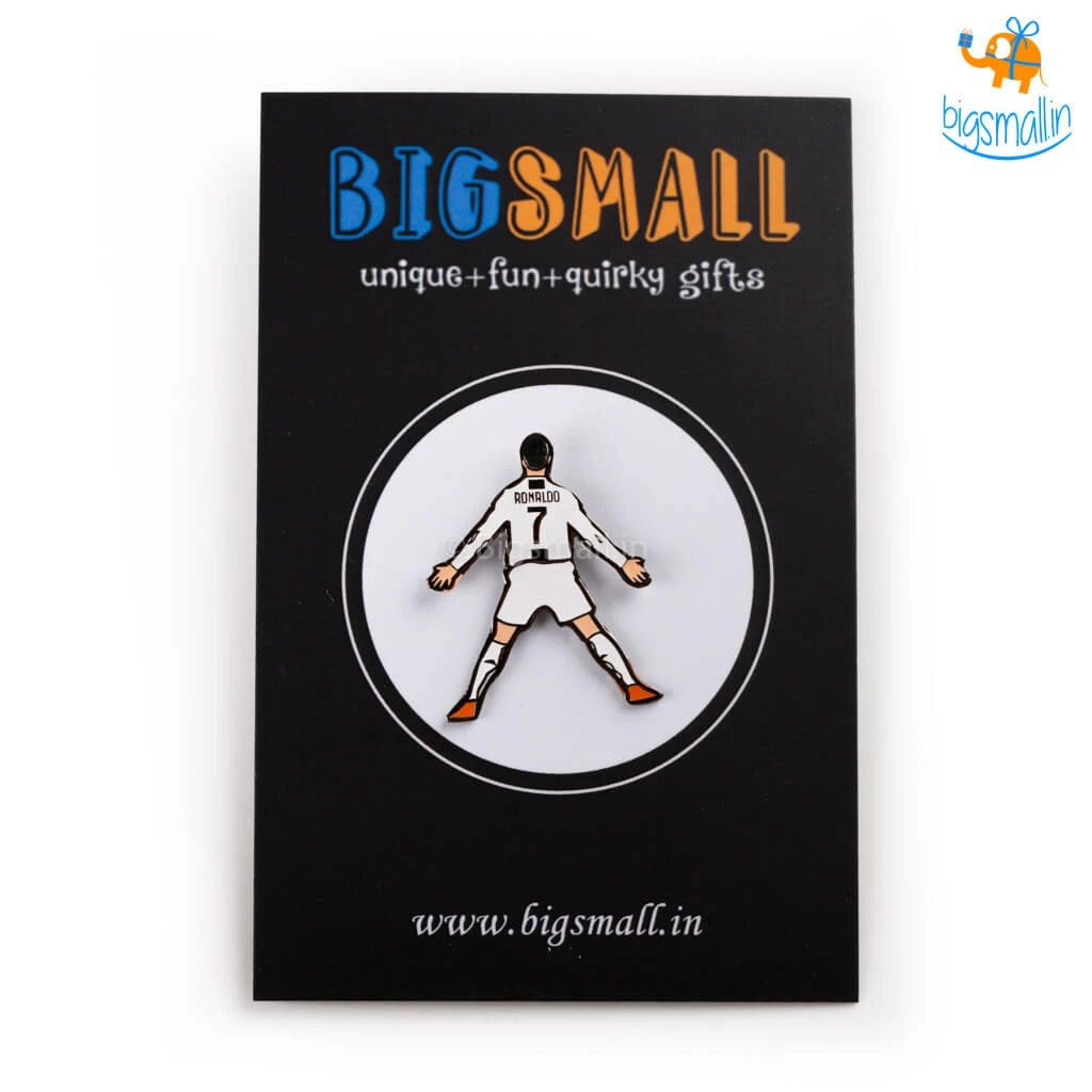 Bigsmall_piu All Of It Ronaldo Lapel Pins - Set Of 2