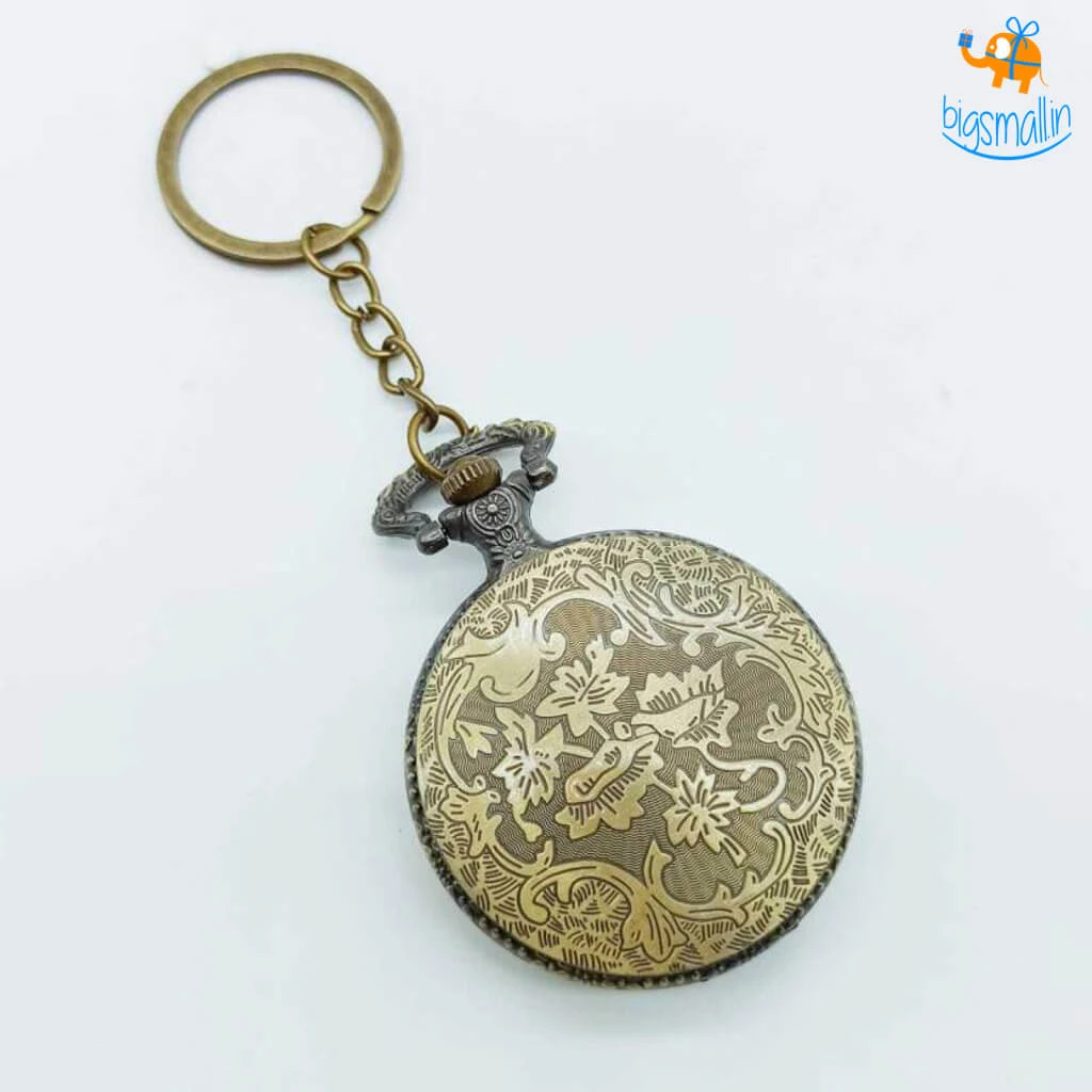 Bigsmall_hmk Royal Flush Pocket Watch Keychain Father's Day