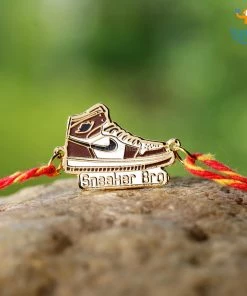 Bigsmall_piu Sneaker Bro Rakhi
