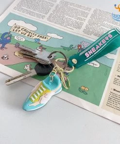 Bigsmall_hmk Sneakers Keychain