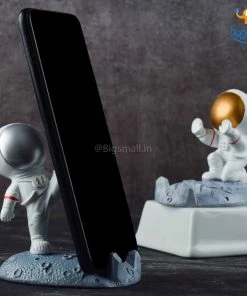 Bigsmall_hmk Space Man Phone Holder