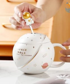 Artnery Space Walk Mug With Lid & Space Man Spoon Father's Day