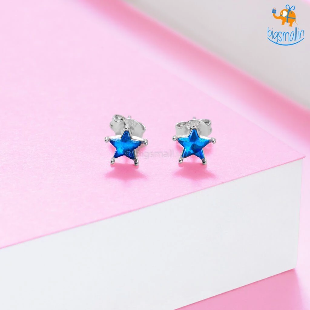 AmyLi All Of It Star Shaped Ear Studs