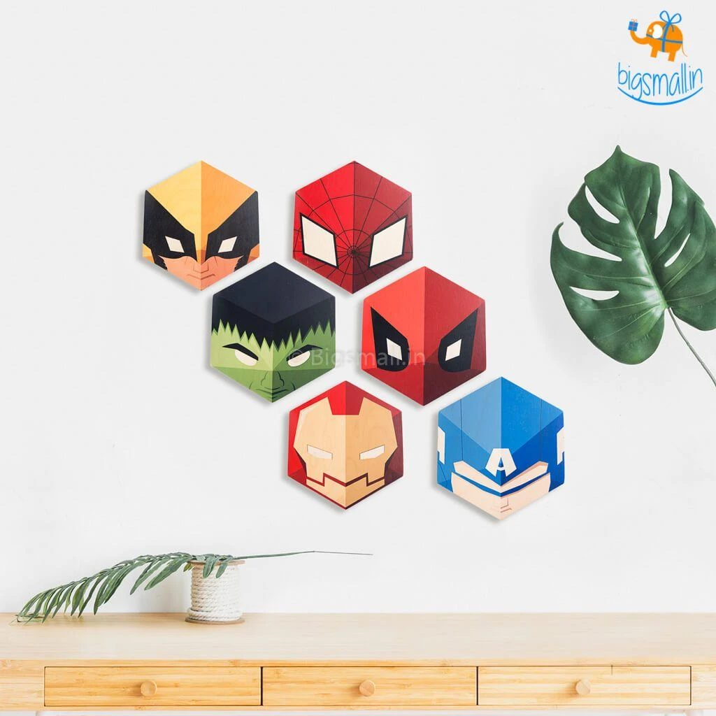 Bigsmall_cc Superhero Hexagon Wall Hangings - Set Of 6