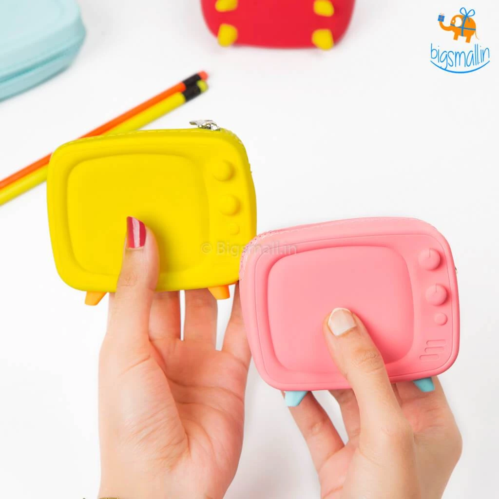 AmyLi Corporate Retro TV Coin Purse