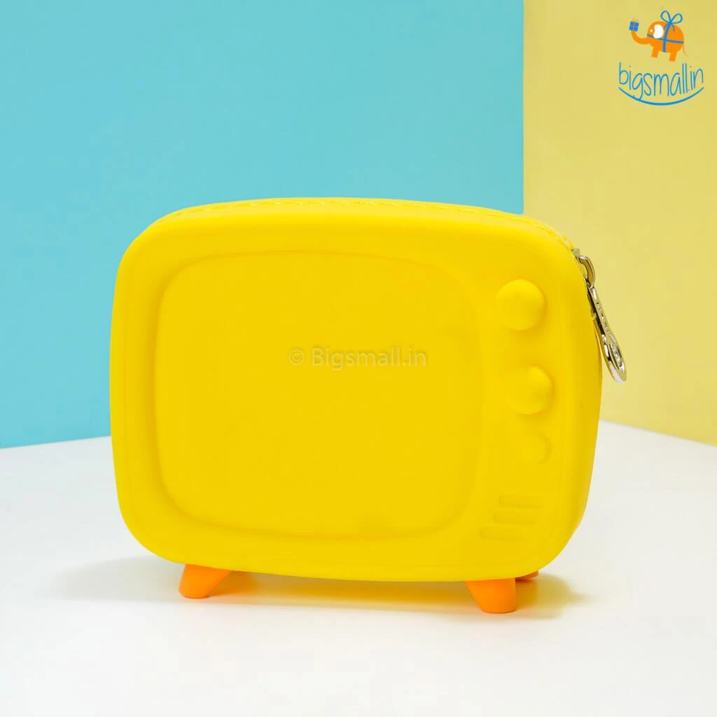 AmyLi Corporate Retro TV Coin Purse