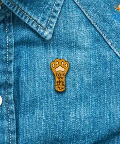 Bigsmall_piu All Of It Talk To The Paw Lapel Pin