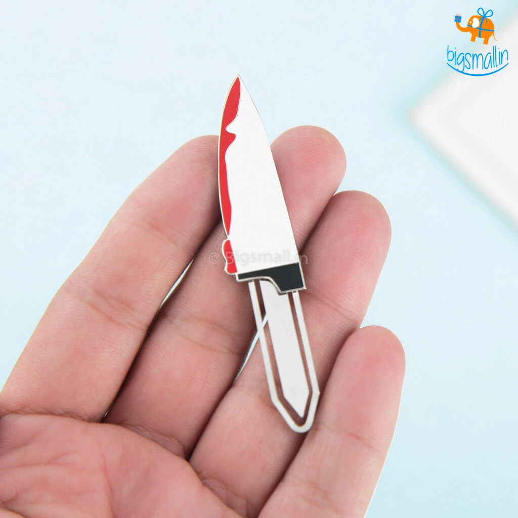 Bigsmall_piu Corporate Thriller Metallic Bookmark