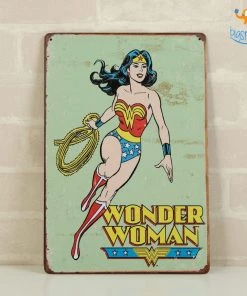 AmyLi Wonder Woman Metal Hanging Board