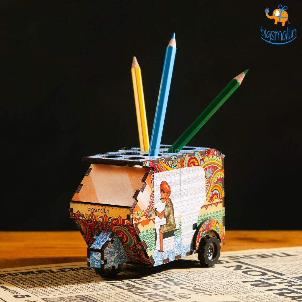 Ascetic Father's Day Pop Art Rickshaw Pen Stand